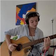 Aprende a tocar tus canciones favoritas, de manera practica y divertida!